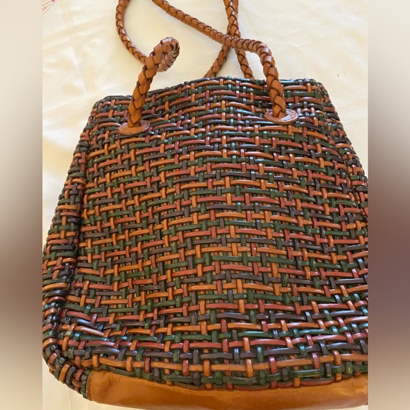 Leather CrossKnit Bag - Picture 2 of 3